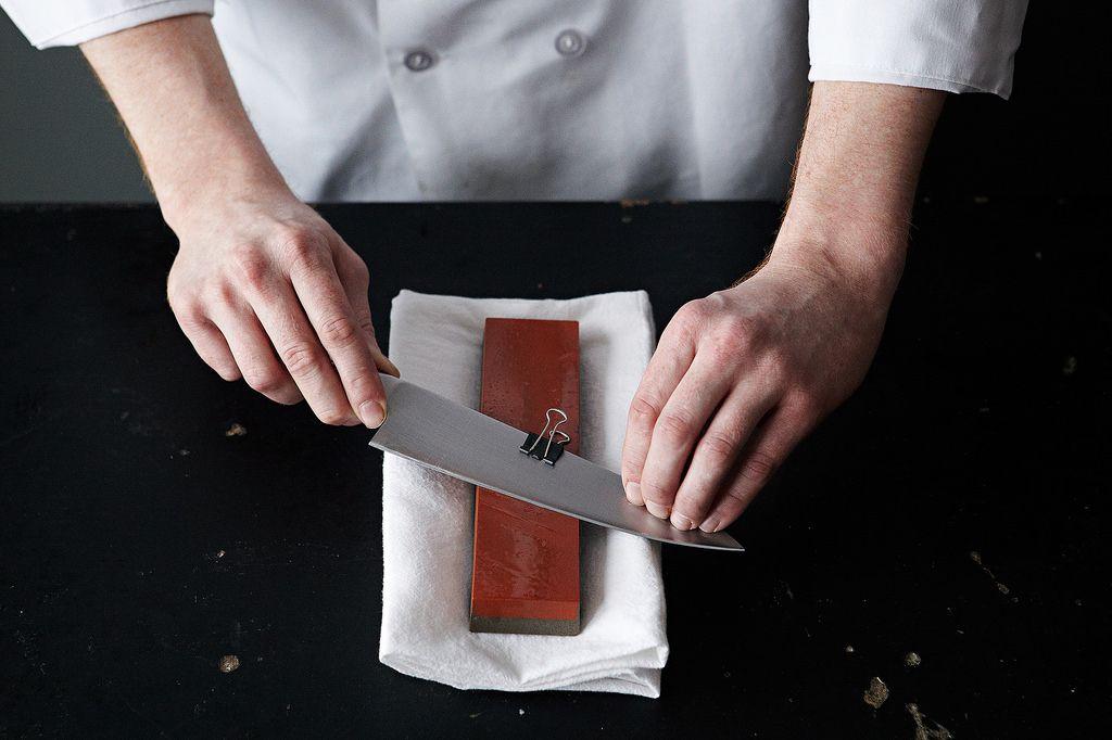 sharpening kitchen knife whetstones