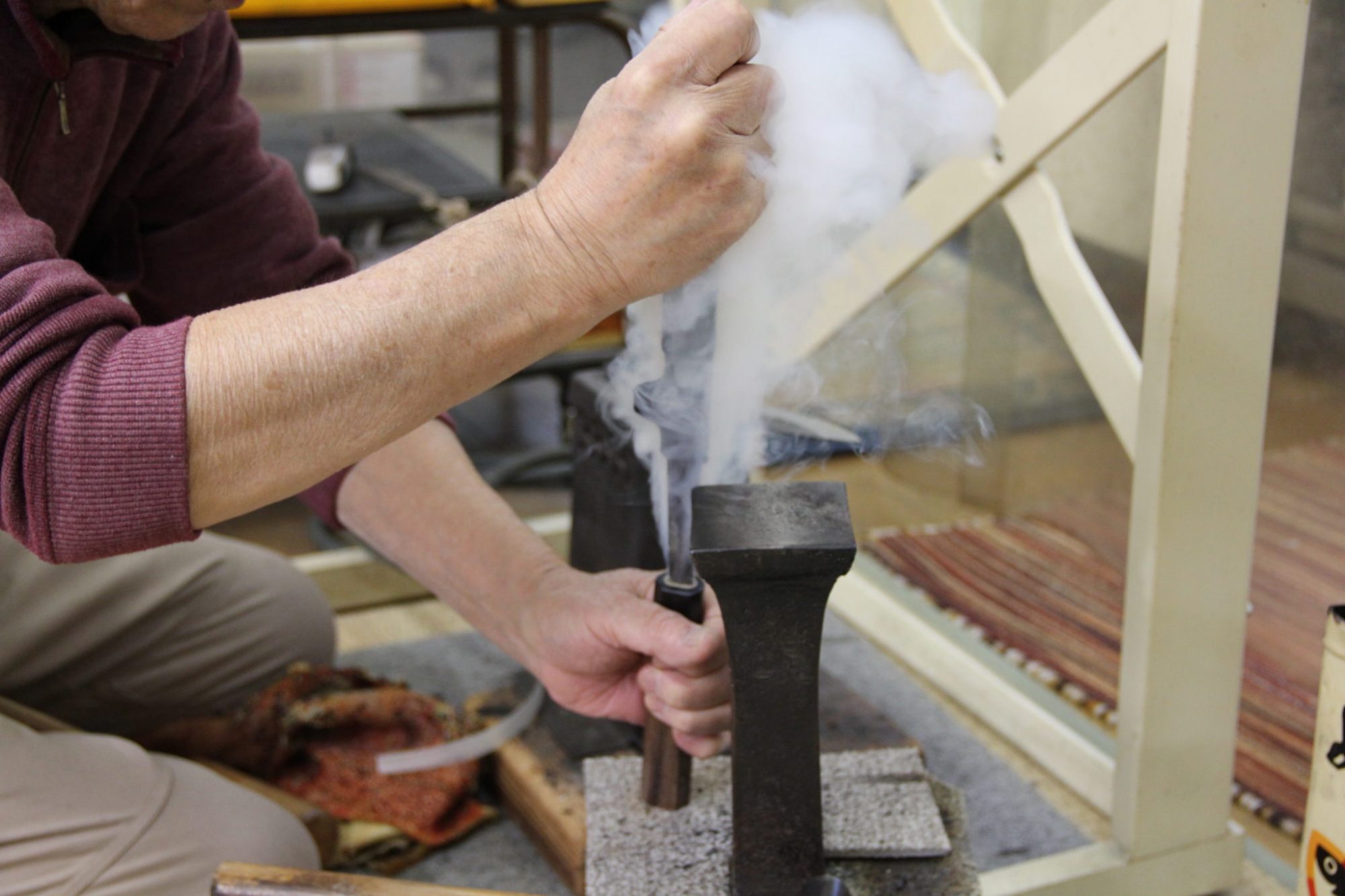Befestigung der japanischen Messerklinge am Griff