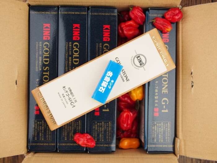 japanischer Wassersteinkönig mit Nagura #8000 g-1 japanischer Wassersteinkönig mit Nagura #8000 g-1