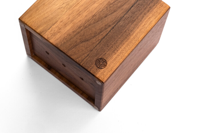 Utensilienhalter aus Nussbaumholz Utensilienhalter aus Walnussholz oishya