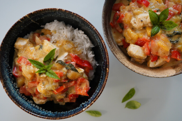 Mango coconut chicken curry