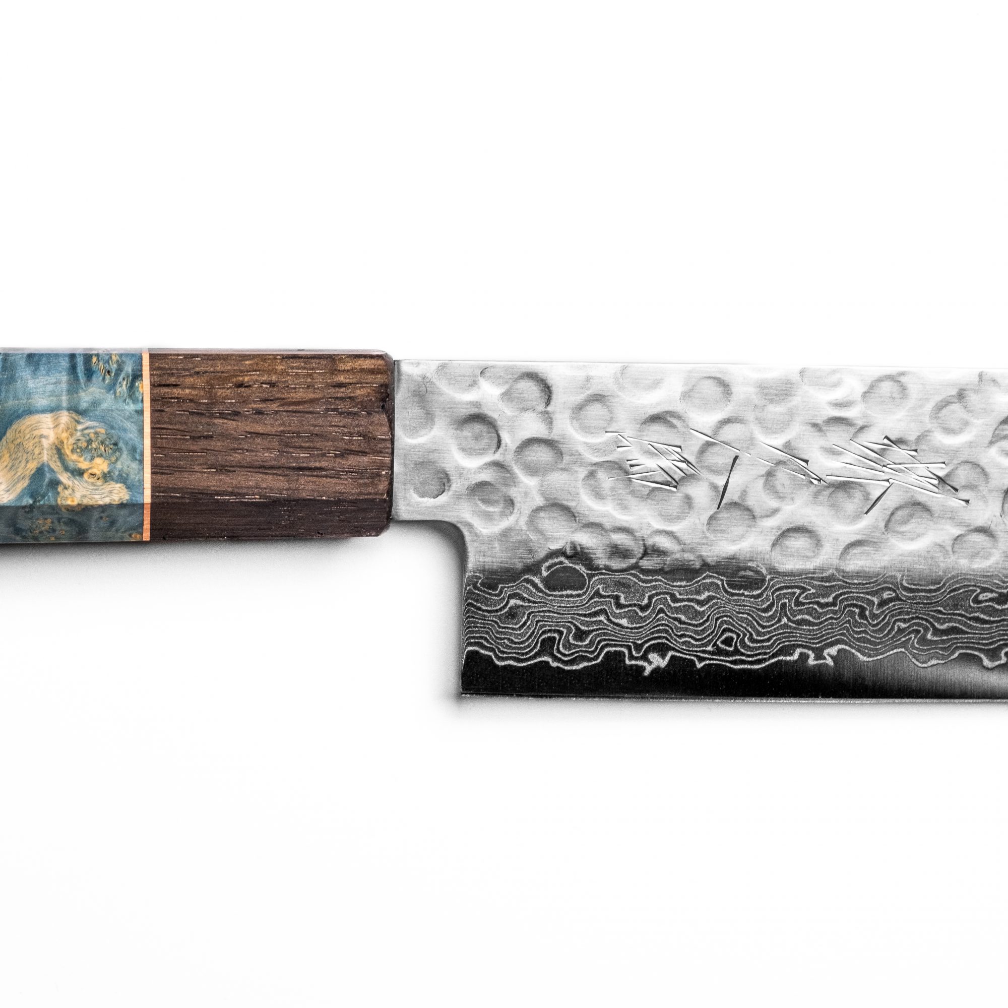 Sakai Kyuba Oishya Petty Paring Knife – Natural Brown Close up Sakai Kyuba Oishya Nakiri Veggie Knife – Blue - Close Up