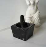 Mörser und Stößel aus Naturmarmor von Oishya